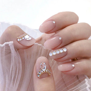 24 pièces / boîte Faux ongles avec colle